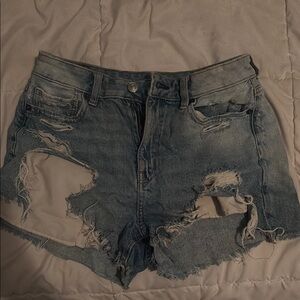 Distressed American Eagle “Mom Short”Denim Shorts